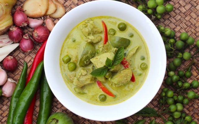 Chicken Green Curry – BrassWok.com